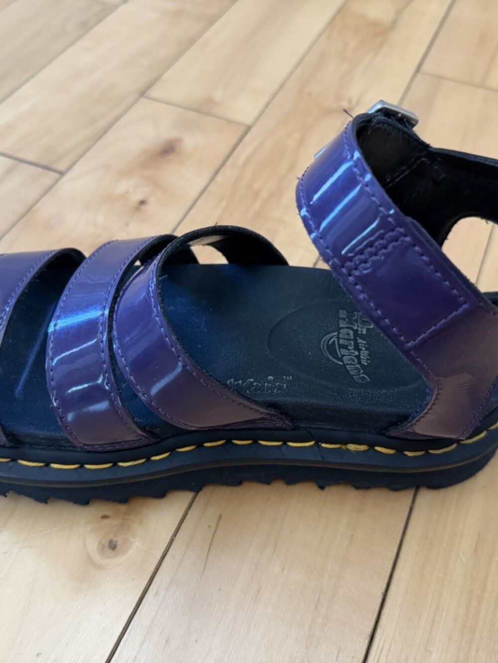 Dr. Martens Women's Blaire Patent Purple Sandals - Size 6 - Picture 4 of 7
